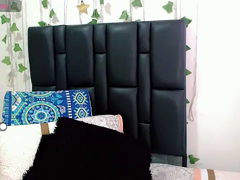 sara arias00 online show from September 29, 12:54 pm