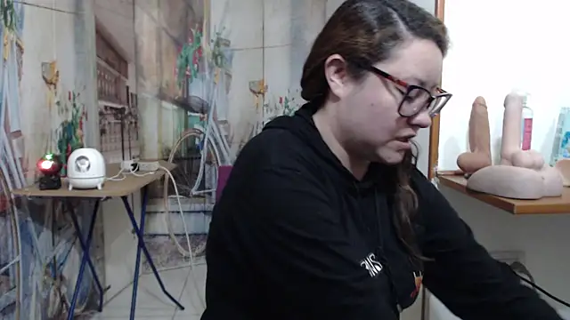 greeneyes nurse online show from February 16, 8:30 pm