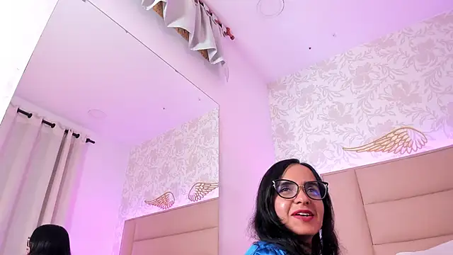 white leti online show from September 17, 8:29 pm