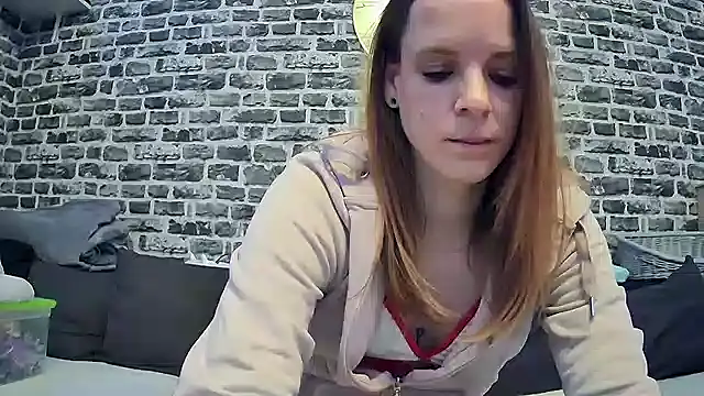 SexyMilf 37 online show from October 29, 9:28 pm