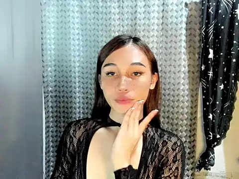 Urfucking khloe1 online show from June 2, 12:22 am