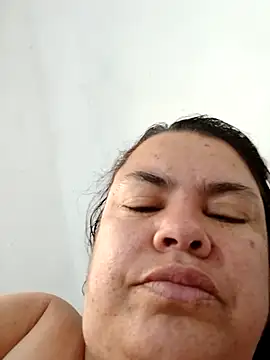 yaneth  online show from December 3, 12:29 pm