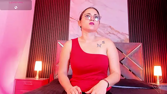 MissKathyfox online show from February 27, 7:35 pm