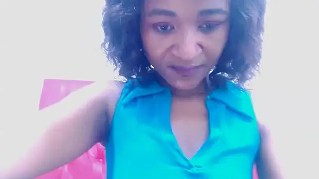 GoldenBigAssCurvy online show from April 20, 4:43 pm