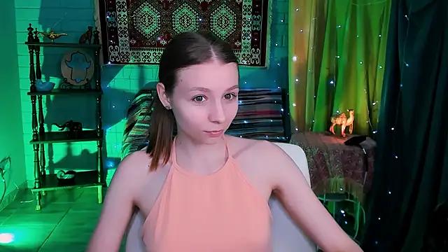 JulieDaniel online show from March 11, 10:08 am