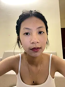 Lil-Gi online show from October 11, 3:26 pm