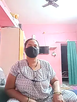 biggbobbsgirl online show from November 13, 5:56 pm