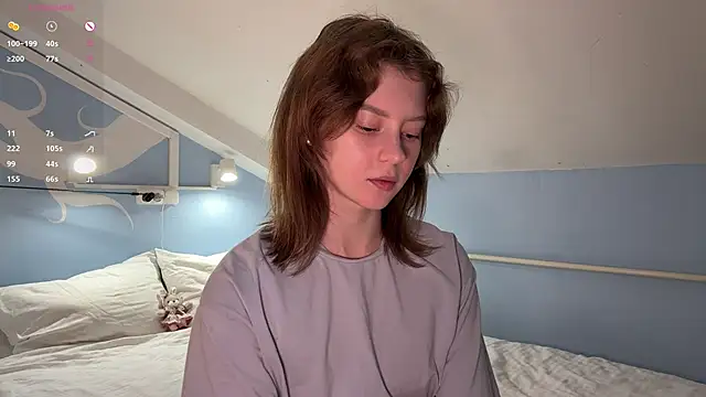 IrisPurrphy online show from September 14, 3:32 pm