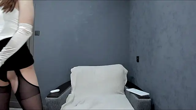 tibetian fox matilda online show from April 26, 1:53 pm