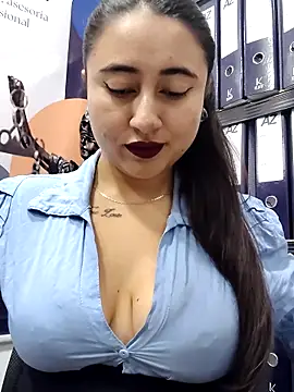 AMATISTA  16 online show from March 30, 12:49 pm