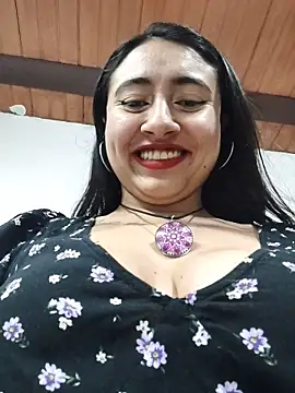 AMATISTA  16 online show from October 25, 1:08 pm