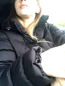 Reina Cummings online show from October 4, 5:13 am