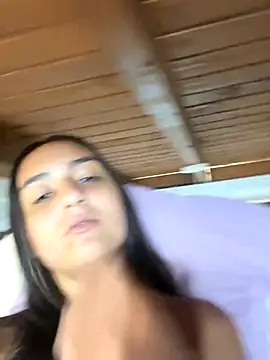 hannahhotwife online show from January 7, 8:23 pm