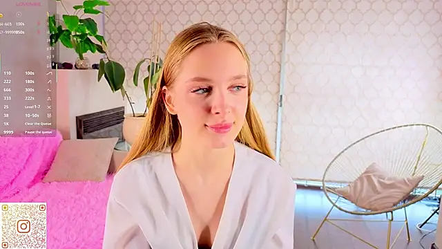 CindyGreen online show from October 10, 6:40 am