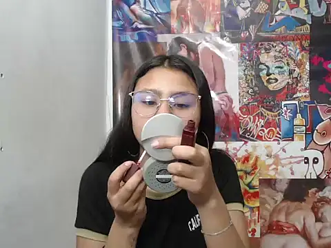 SofieLove 01 online show from October 8, 9:13 am