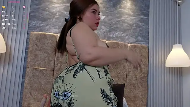 leilapons online show from February 12, 7:48 pm