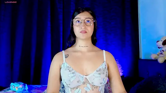 EVAH LEE  online show from November 27, 3:53 am