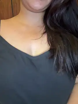 annanya01 online show from May 11, 5:21 pm