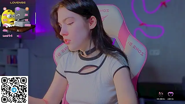 Sophie SkyAngel online show from February 28, 8:30 pm