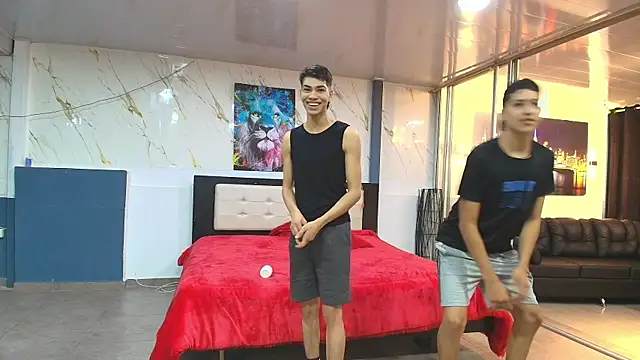 Bisexlifehot   online show from April 11, 11:30 pm