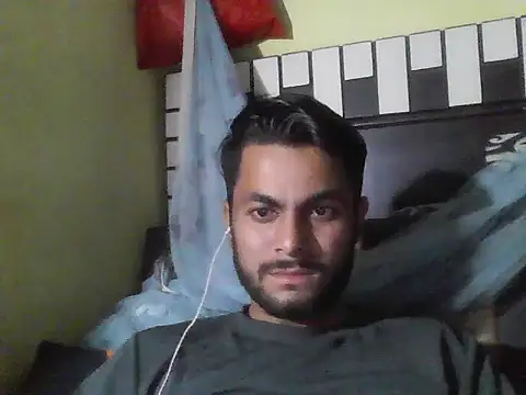 ursdreamperson online show from November 16, 4:07 pm