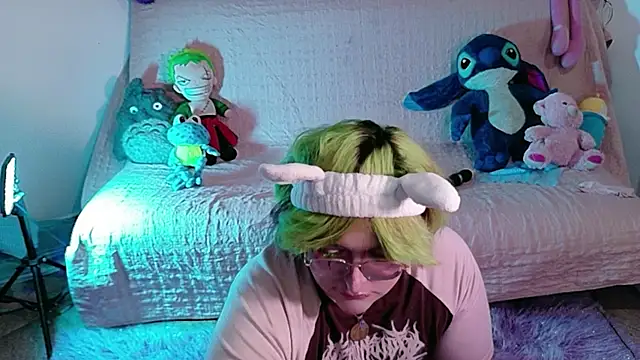 XxGreenGoodxX online show from March 27, 7:14 pm