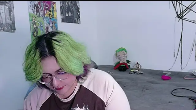 XxGreenGoodxX online show from April 16, 10:01 pm