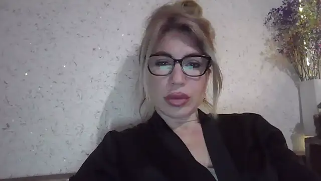 fox red lady7 online show from March 5, 4:47 pm