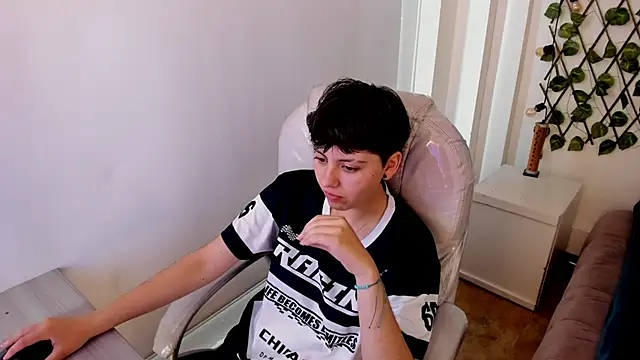 Nathaly ds online show from October 29, 8:11 pm