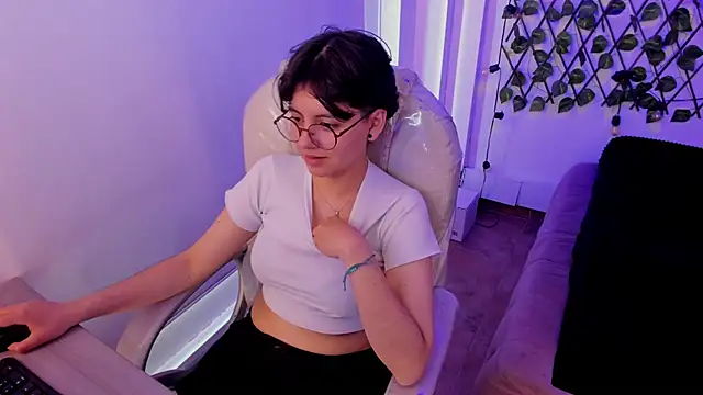 Nathaly ds online show from October 12, 8:44 pm