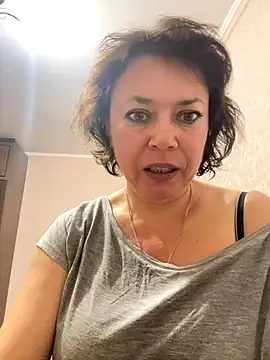 Kiravix online show from October 24, 6:15 pm