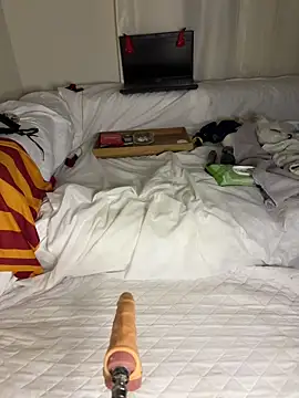 Ozge-SluttyScream69 online show from December 22, 12:25 am