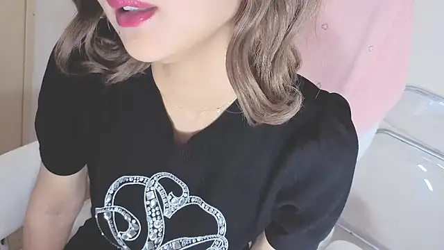 miho-ch online show from June 19, 2:20 pm