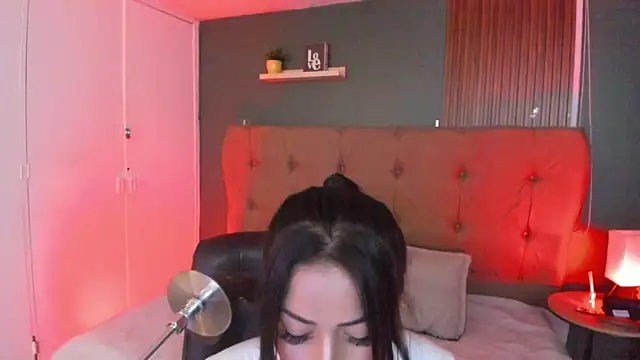 Karol Pagee online show from October 6, 4:18 am