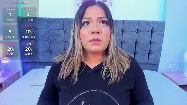 isabella horney  online show from October 2, 8:14 pm