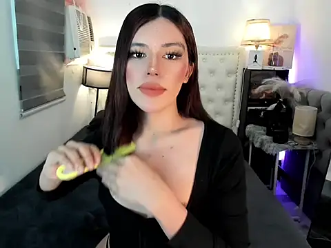 naughtyandreaxx online show from January 13, 12:42 pm