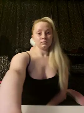 EmilyAngelUK online show from December 21, 11:41 pm