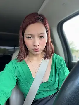 Mrs MrLove online show from April 25, 6:27 pm