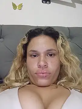 Lorenitaaaai online show from May 25, 5:39 am
