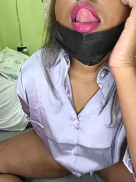 Hot-Sexy-Riya online show from November 1, 5:50 pm