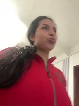 Mia garcia28 online show from February 3, 6:23 pm