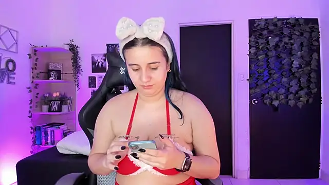 Lana Herondale online show from December 23, 9:24 am