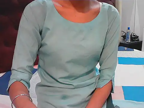 elize   online show from September 30, 4:40 am