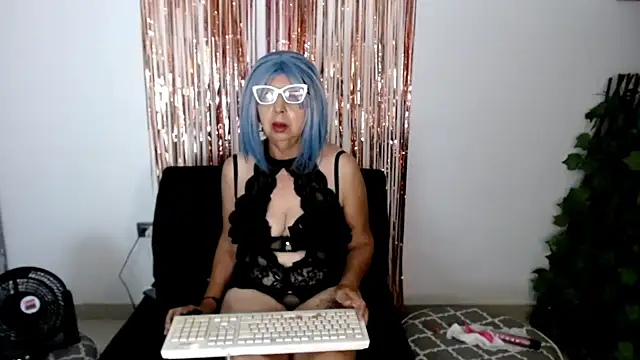 ruth blue21 online show from April 20, 5:10 am