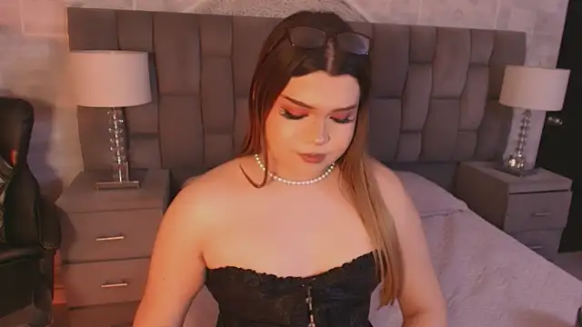 Maxxxine1 online show from November 8, 9:47 am