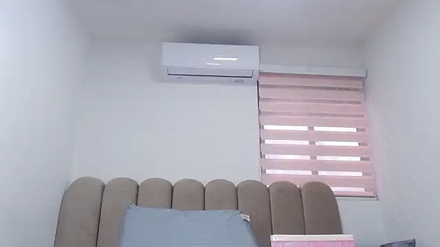 abbypratt online show from March 10, 7:40 pm