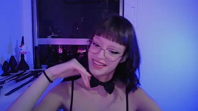 nina kink online show from September 14, 10:07 pm