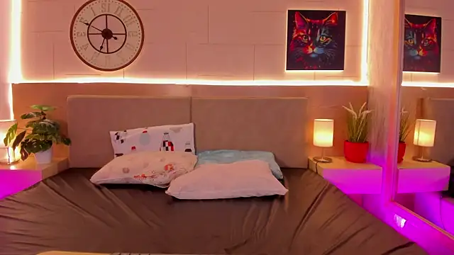 Meloddy Rose online show from November 16, 10:43 pm