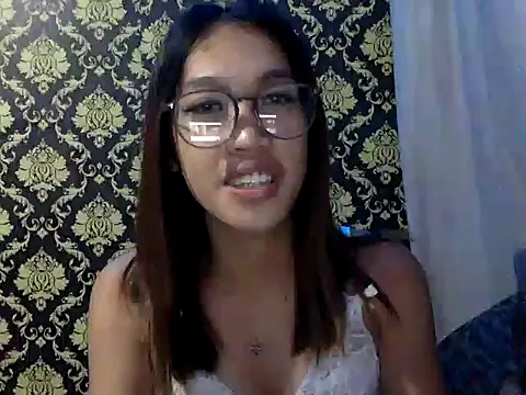 your wifey online show from September 28, 1:16 pm