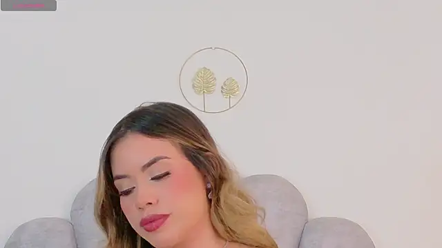 emma-conti2 online show from April 15, 4:29 pm